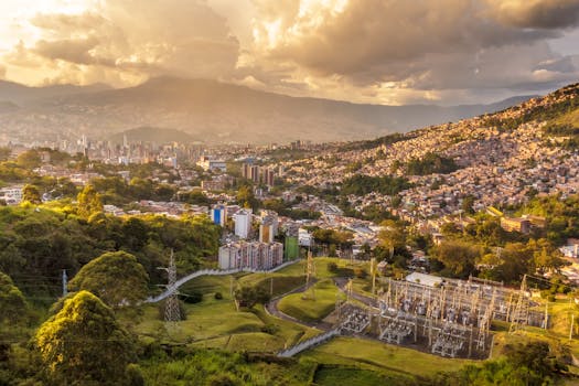 Beyond the “City of Eternal Spring”: What Does a Soul Lifestyle in Medellin Truly Entail?